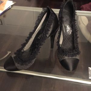 Chanel Pumps